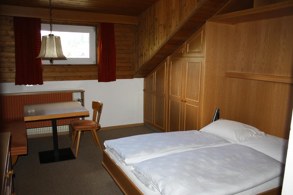 Garni Bergsteiger Hotel Sexten Habitación foto